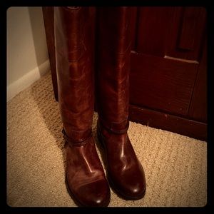 🍁✨ Frye Boots